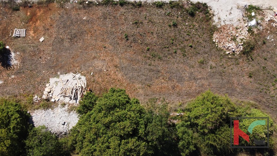 Istra, Svetvinčenat, gradbeno zemljišče 513 m2 z gradbenim dovoljenjem, #prodaja