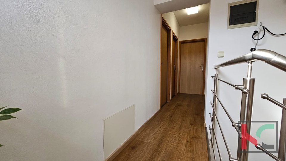 Istra, Pula, Veruda Porat, kuća sa dva dodatna apartmana i okućnicom, #prodaja