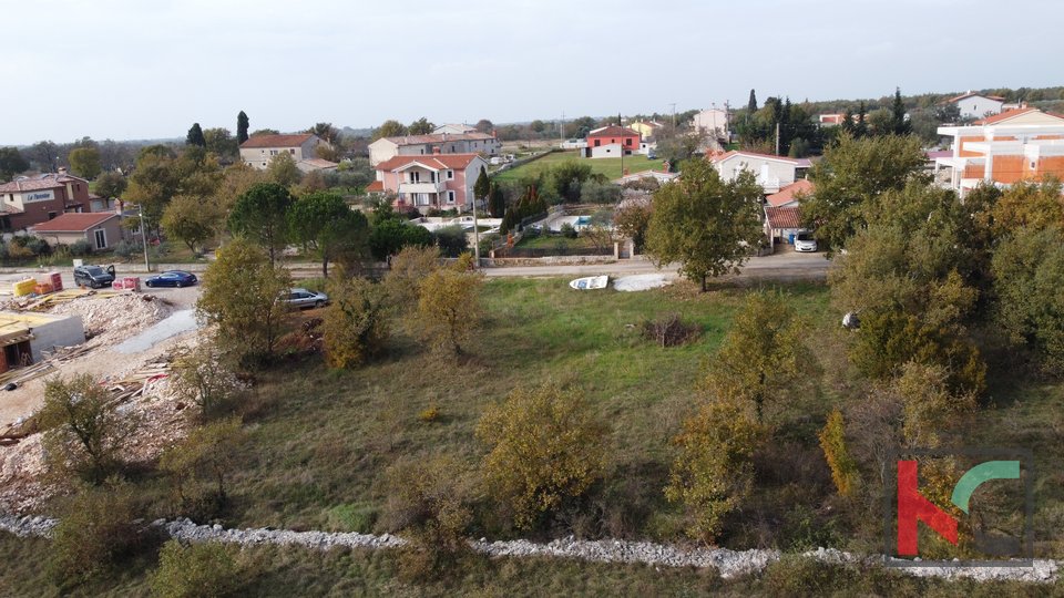 Istria, Vodnjan, building land 1002m2, #for sale