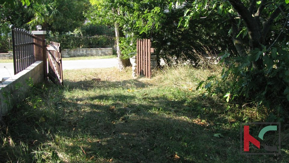 Istra, Barban, zemljište 1329m2, idealno za obiteljsku kuću ili kuću za odmor, #prodaja