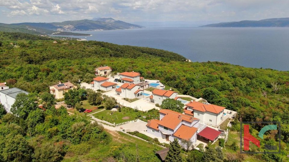 Istria, Labin, dovolenkový dom 182 m2 s bazénom a výhľadom na more, # na predaj