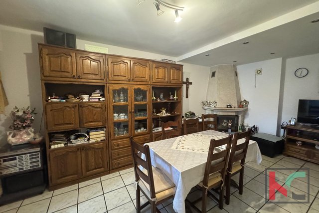 ISTRIA, POREČ, SPACIOUS HOUSE 250 M FROM THE SEA, #SALE