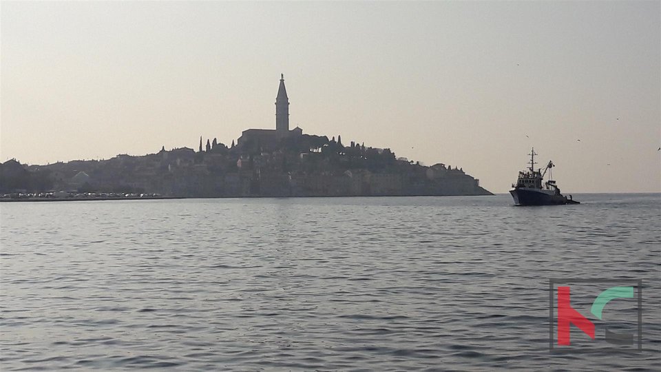 Rovinj, Borik new house with three apartments, 300 meters from the sea